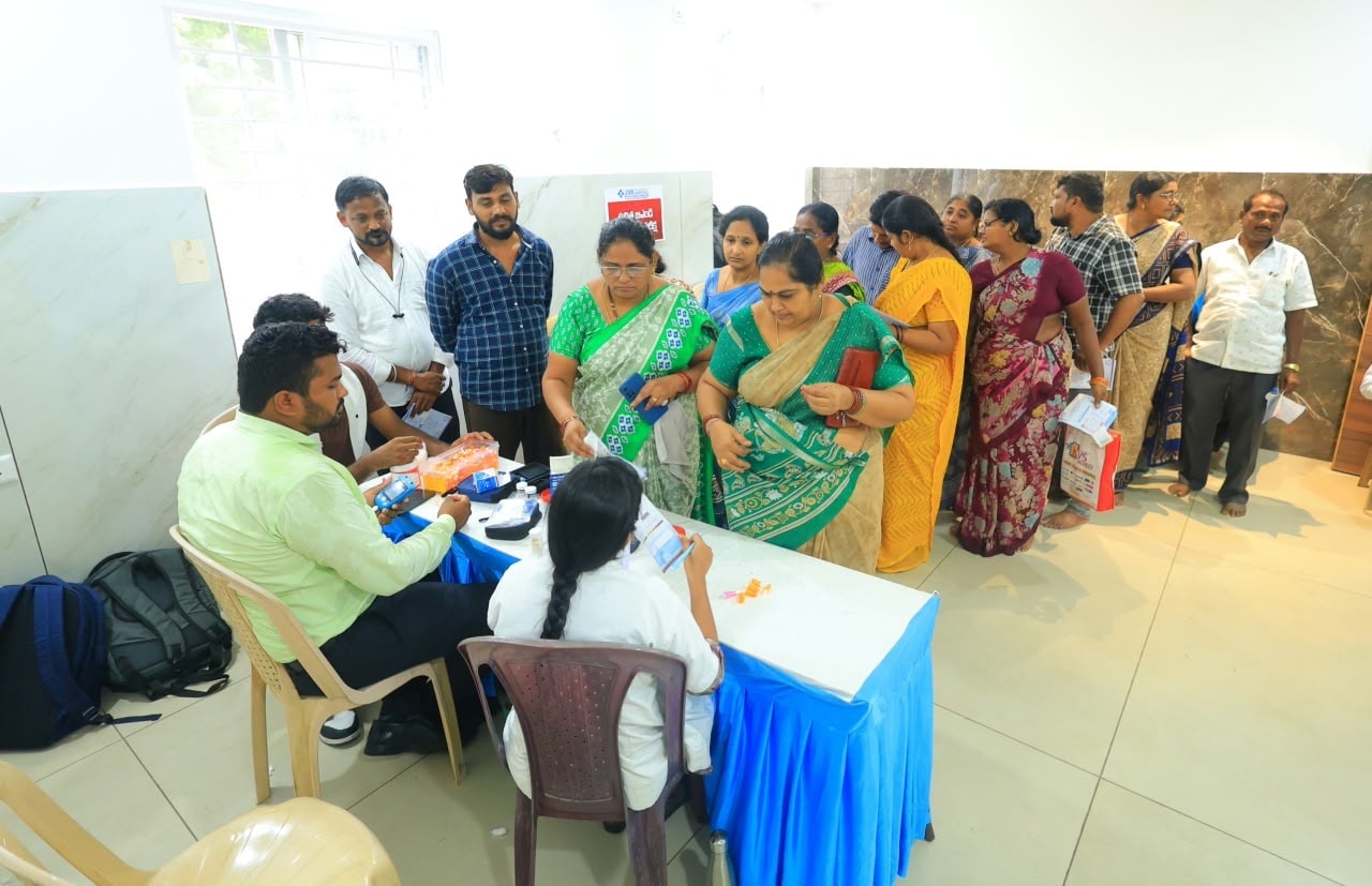 Screening queue at the camp